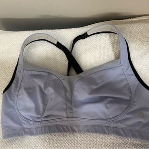 Lululemon sorts bra lavendar 38D